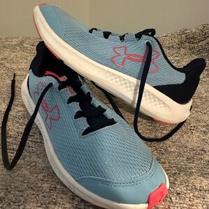 Under Armour Kids Sneakers in Blue and Pink